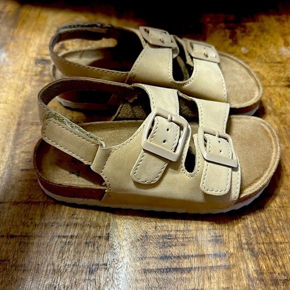 Toddler Cotton On Sandals - Picture 2 of 4